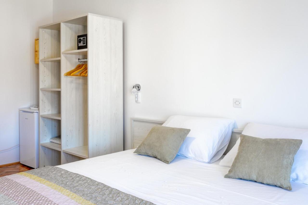 Apartments Luksa - Zf Hvar هفار المظهر الخارجي الصورة