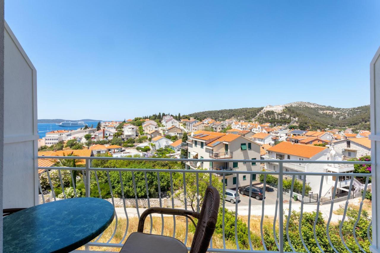 Apartments Luksa - Zf Hvar هفار المظهر الخارجي الصورة