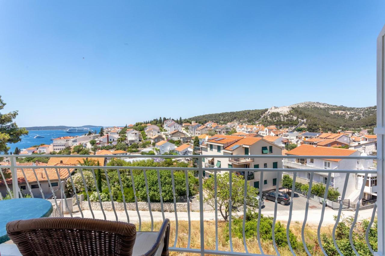 Apartments Luksa - Zf Hvar هفار المظهر الخارجي الصورة