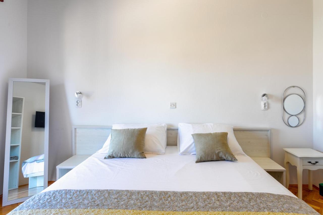 Apartments Luksa - Zf Hvar هفار المظهر الخارجي الصورة