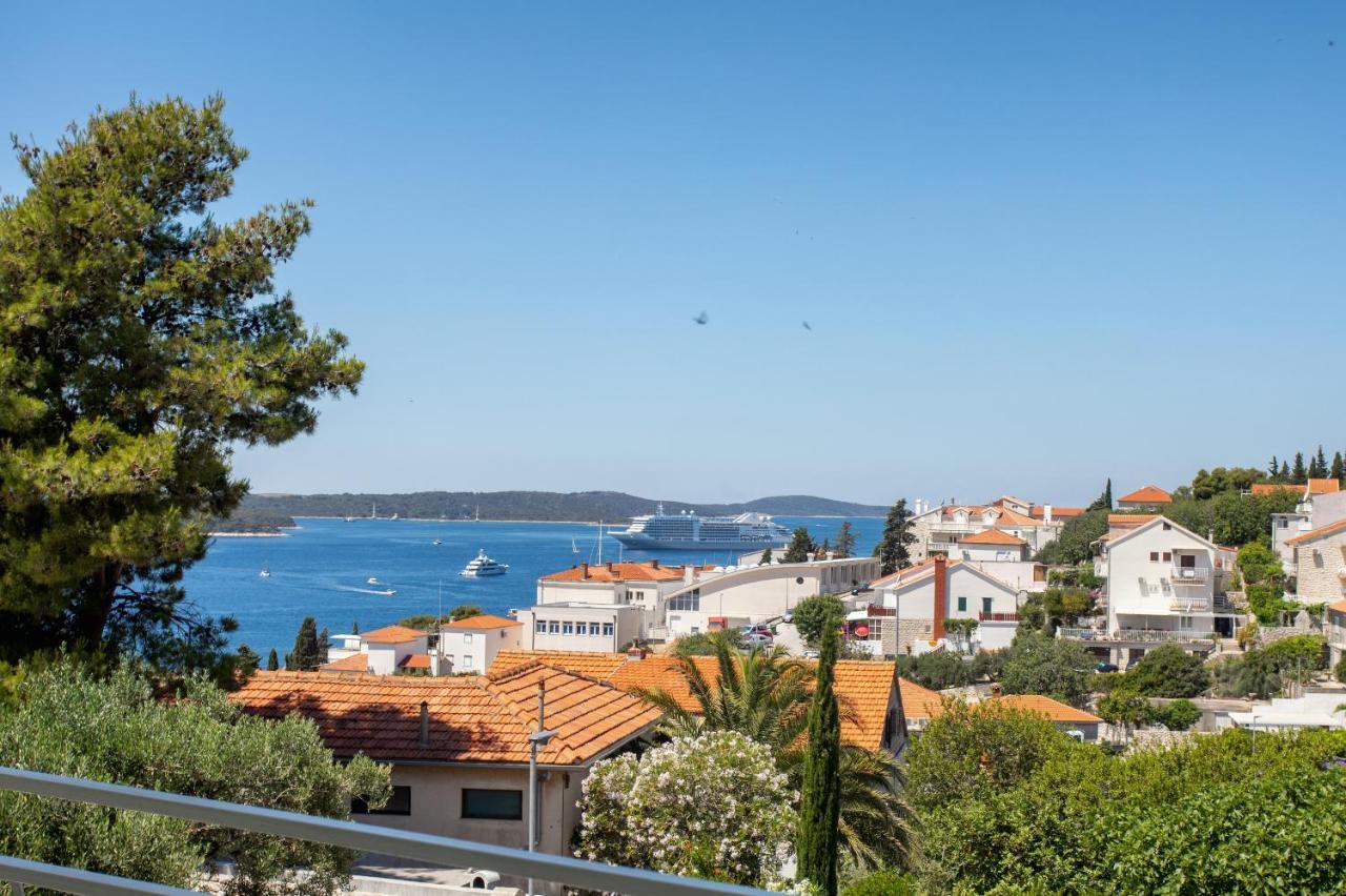 Apartments Luksa - Zf Hvar هفار المظهر الخارجي الصورة