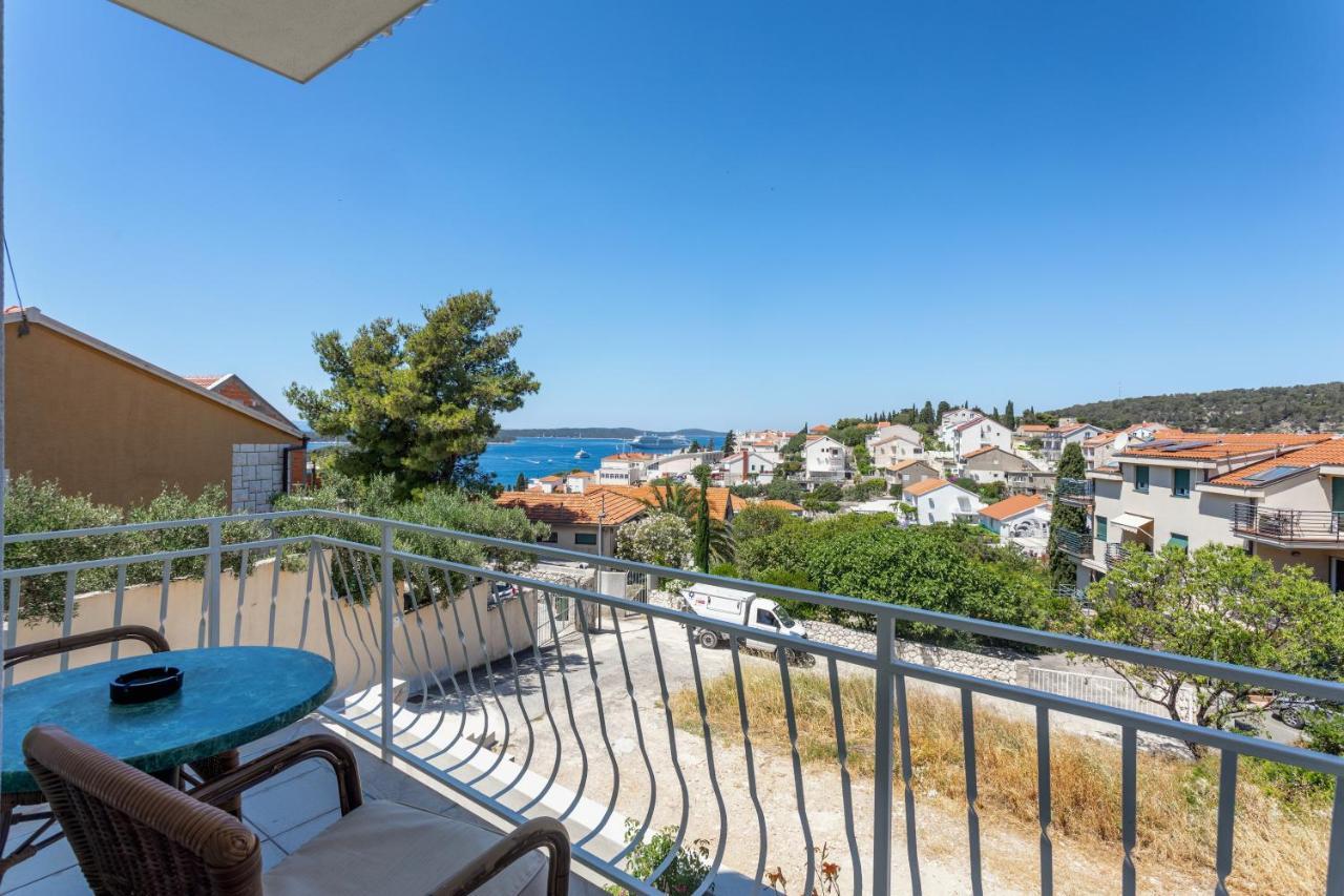 Apartments Luksa - Zf Hvar هفار المظهر الخارجي الصورة